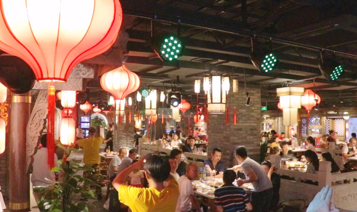 重慶火鍋加盟店，秋冬推薦菜品，生意全靠它！